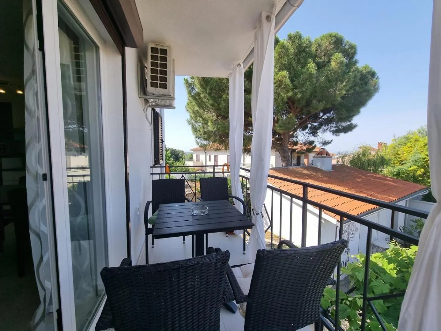 Apartment A&E With Sea View Tar-Vabriga