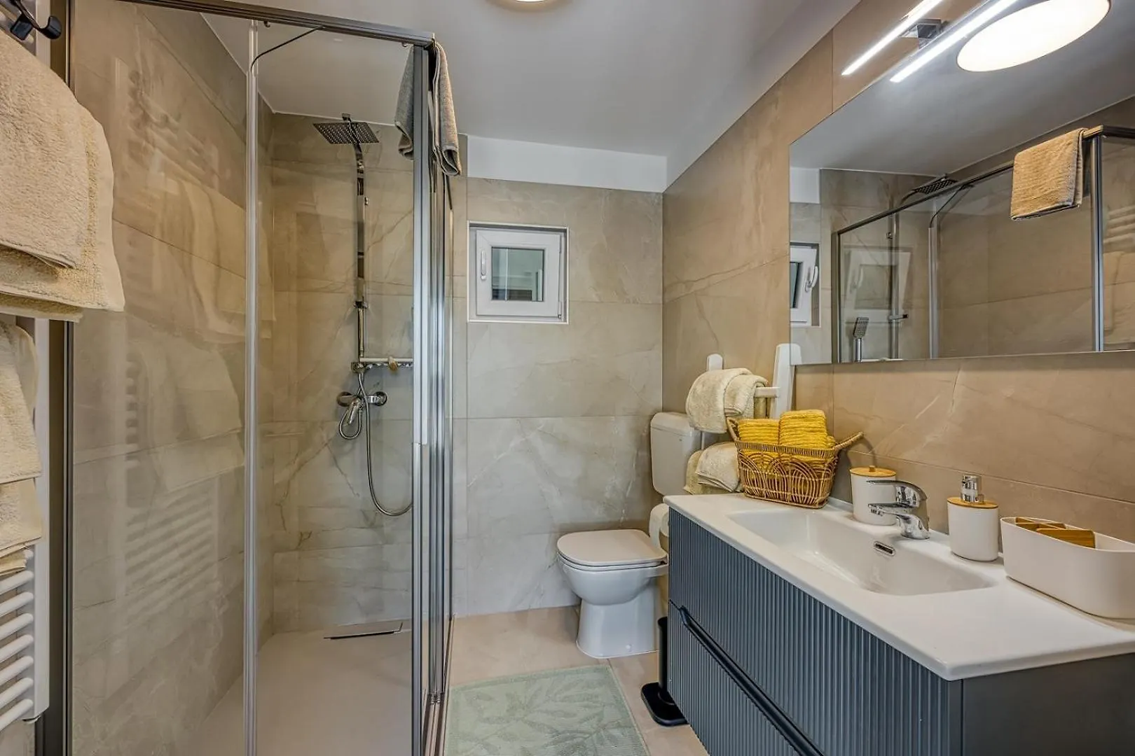 Apartment A&E With Sea View Tar-Vabriga